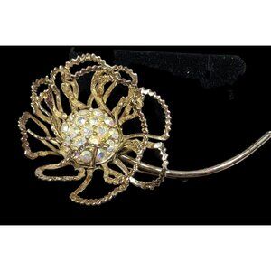 Vintage Sarah Coventry Floral Glam Rhinestone Brooch